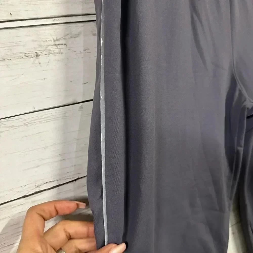 Athleta Grey Pull-On Grey Pants - Picture 3 of 7